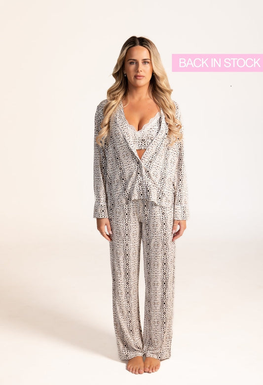 Snow Bunny Sleep Top